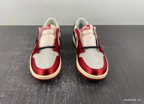 Trophy Low Away Jordan FN0432-100 OG Room Retro 1 0625